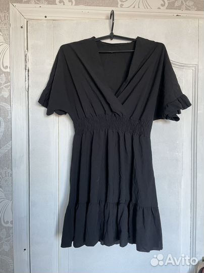 Платье черное