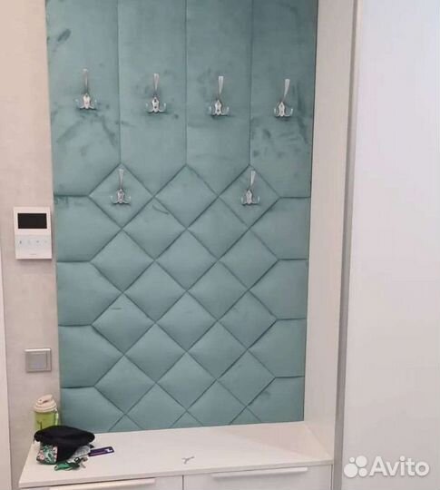 Стеновые панели и банкетки в каретной стяжке