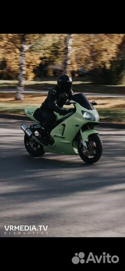 Продам спортивный мотоцикл Kawasaki Ninja zx12r