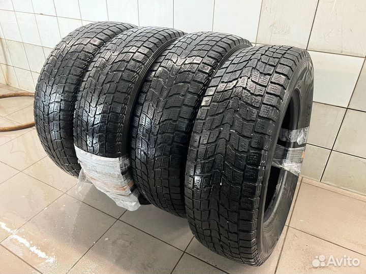 Dunlop Grandtrek SJ6 215/70 R16