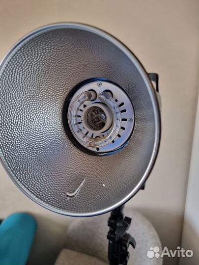 Вспышка студийная Godox SK 400II