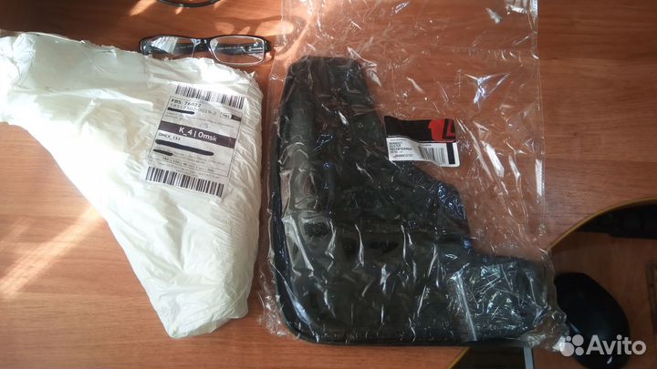 Рено Дастер. Брызговики передние увеличенные