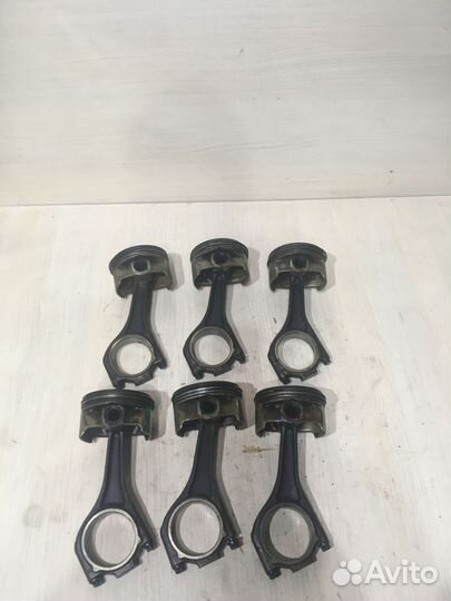Поршень с шатуном BMW 7 Е65 N62 4.4