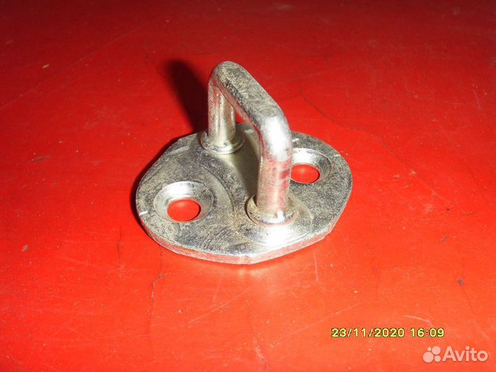 Ответная часть замка двери MN127079 Lancer 10