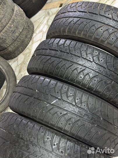 Bridgestone Ice Cruiser 7000 235/65 R17