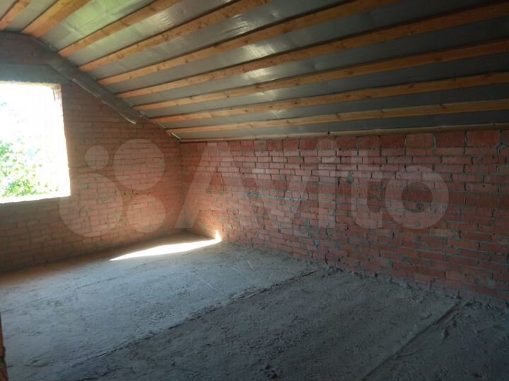 Дом 287,9 м² на участке 5,5 сот.