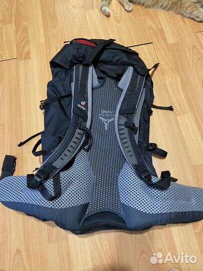 Рюкзак туристический Deuter Futura 30 Black