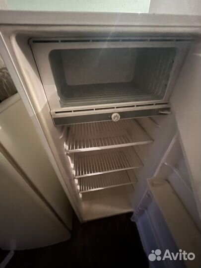 Холодильник в хорошем состоянии