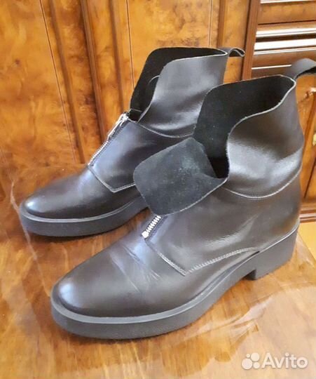 Ботинки женские осенние Зара 39-40 размер