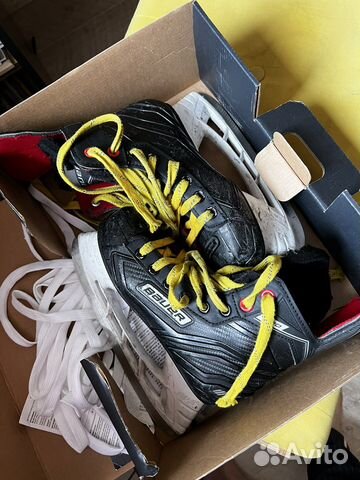 Хоккейные коньки bauer