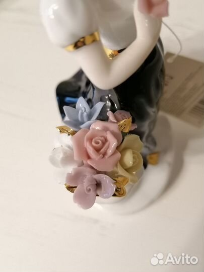 Статуэтка фарфор новая