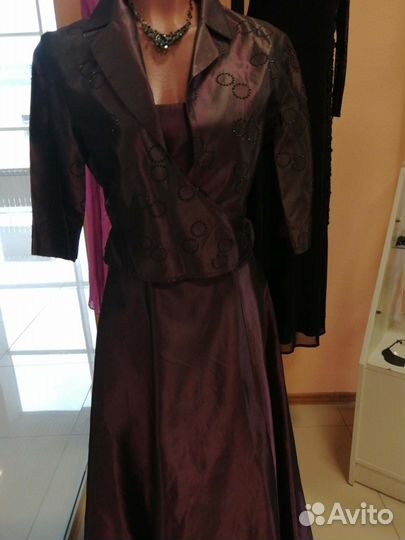 Платье вечернее