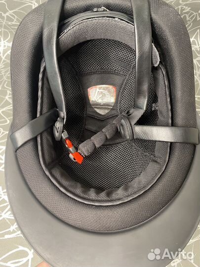 Шлем для конного спорта