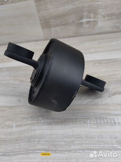 Сайлентблок заднего продольного рычага, левый CTR