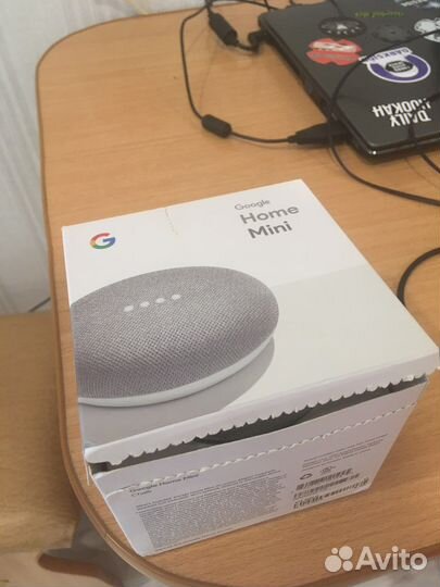 Умная колонка google home mini