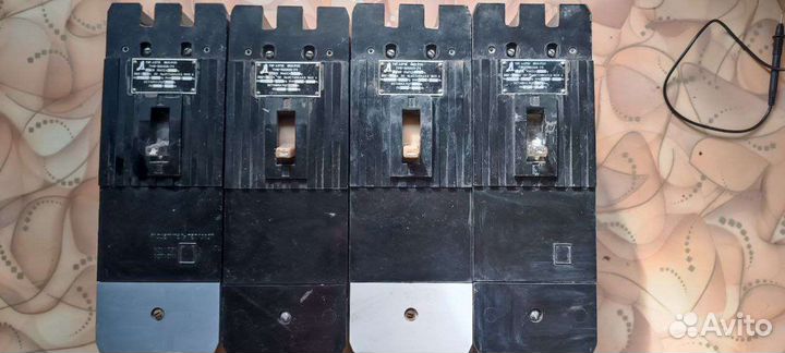 Выключатель, пускатель, кнопка, трансформатор 12В