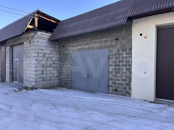 Гараж, > 30 м²