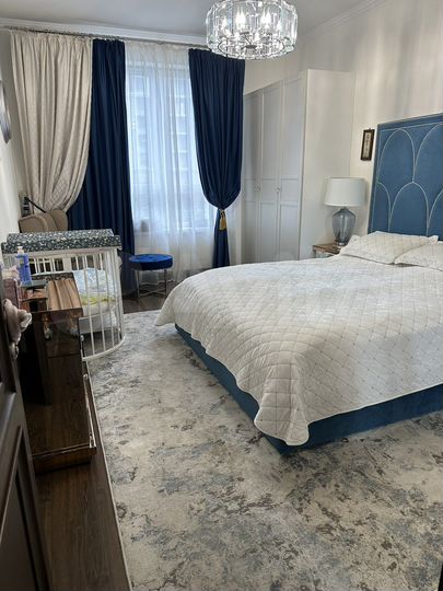 4-к. квартира, 110 м², 2/15 эт.