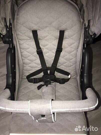 Прогулочная коляска mowbaby