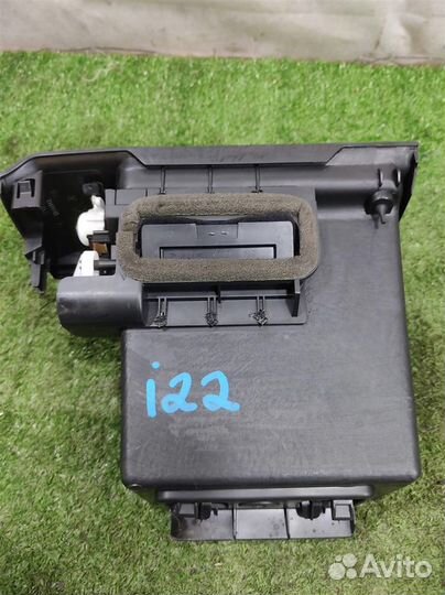 Ящик для мелочи Honda CR-V 2 (RD5) 2005