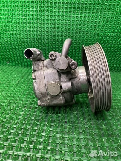 Насос гидроусилителя гур audi A5 2.0T A4 B8