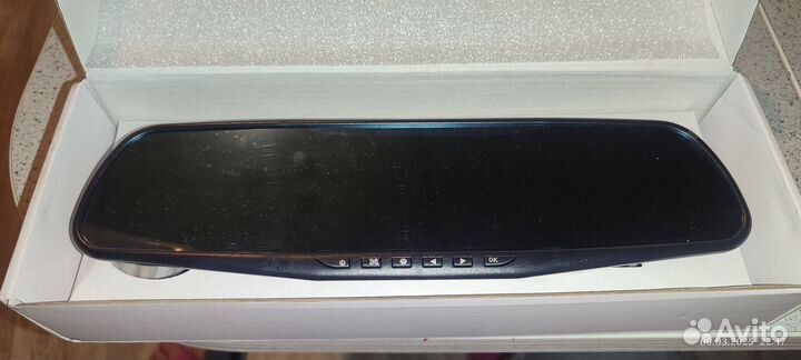 Зеркало с видеорегистратором