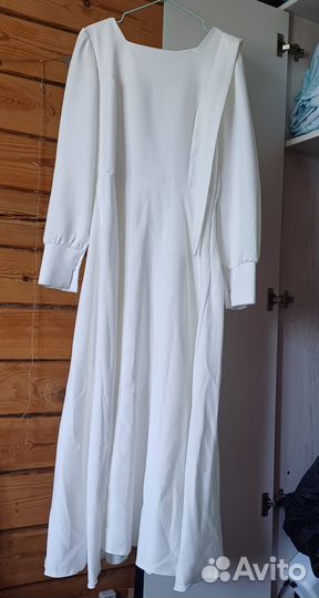 Платье белое женское