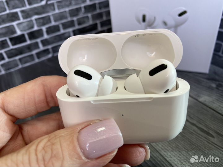 Наушники Airpods pro