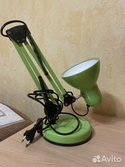 Лампа настольная