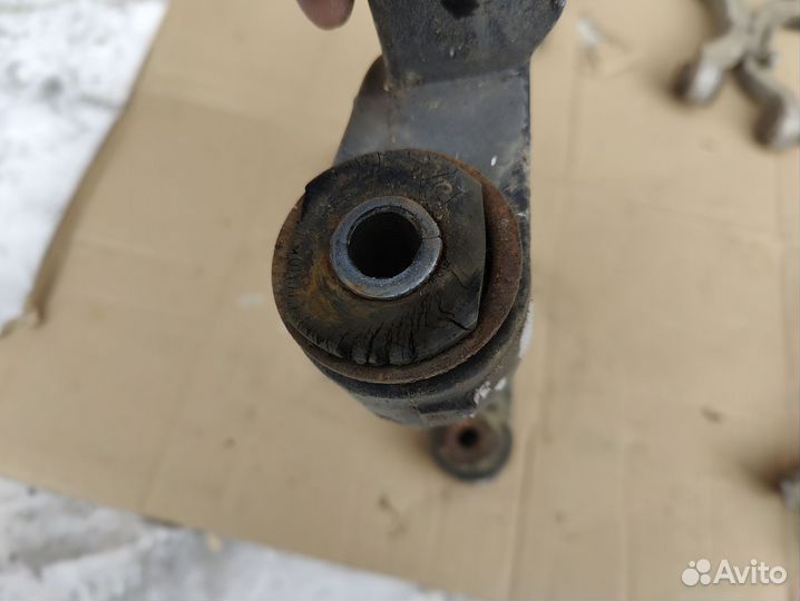 Рычаг Cadillac Seville