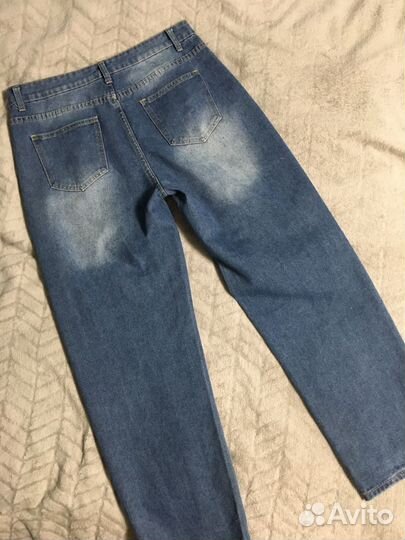 Джинсы широкие