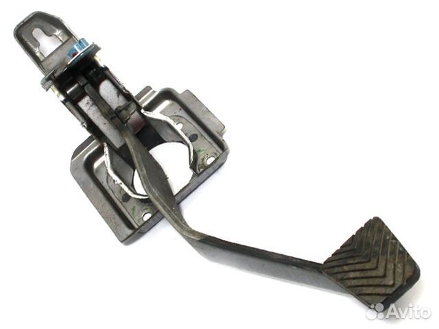 Педаль тормоза Mitsubishi Pajero Sport