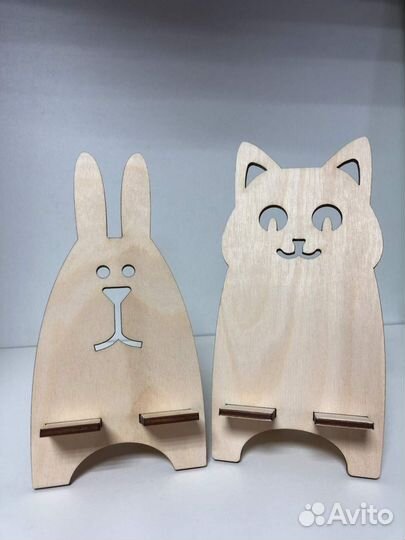 Подставка для телефона из фанеры