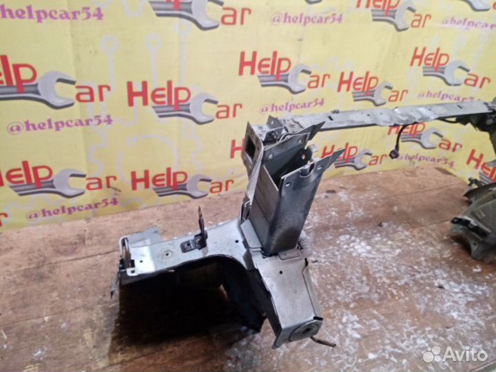 Рамка радиатора Opel Insignia G09 A18XER 2010