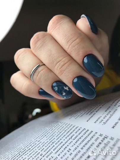 Маникюр, наращивание ногтей, рядом с ТЦ Фиолент