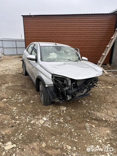 LADA Vesta 1.6 CVT, 2021, битый, 80 000 км