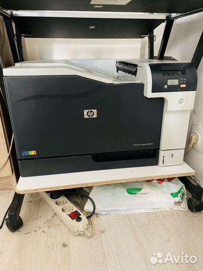 Компьютерный стол бу с металлическим каркасом