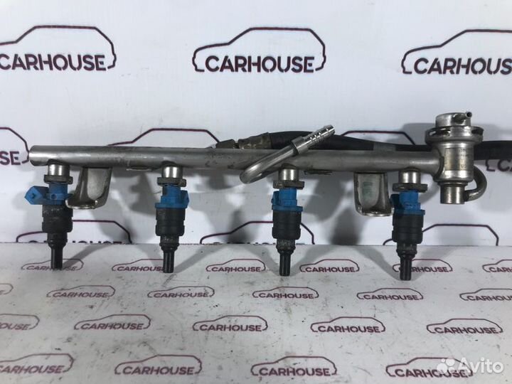 Рампа с форсунками Volkswagen Passat B5 1.8 ADR