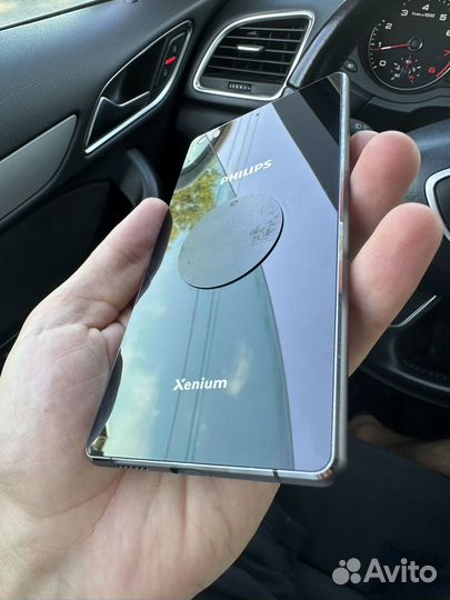 Philips Xenium X818, 3/32 ГБ
