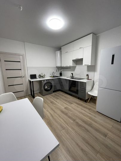 2-к. квартира, 53 м², 2/5 эт.