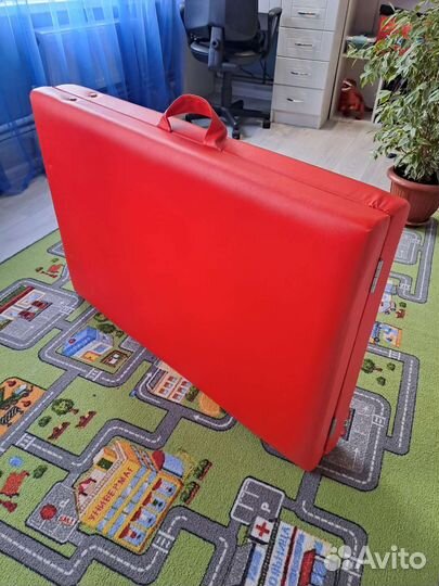 Кушетка для наращивания ресниц