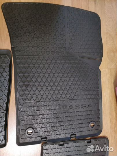 Коврики резиновые VW Passat