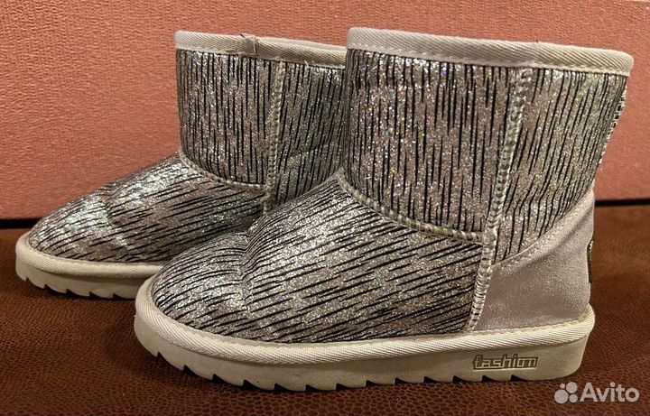 Угги для девочки 34 размер