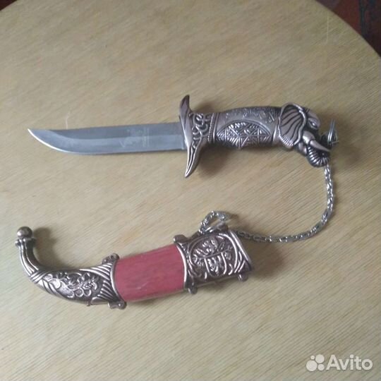 Сувенир нож