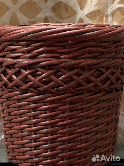 Кашпо из ротанга