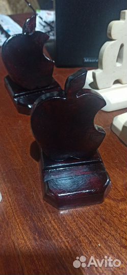 Подставка для телефона из дерева