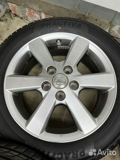 Оригинальные диски Toyota R16 5 *114.3