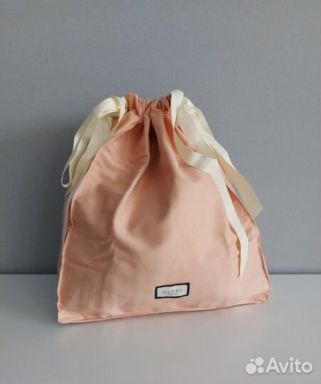 Косметички Gucci,Givenchy,Lancome,Chloe