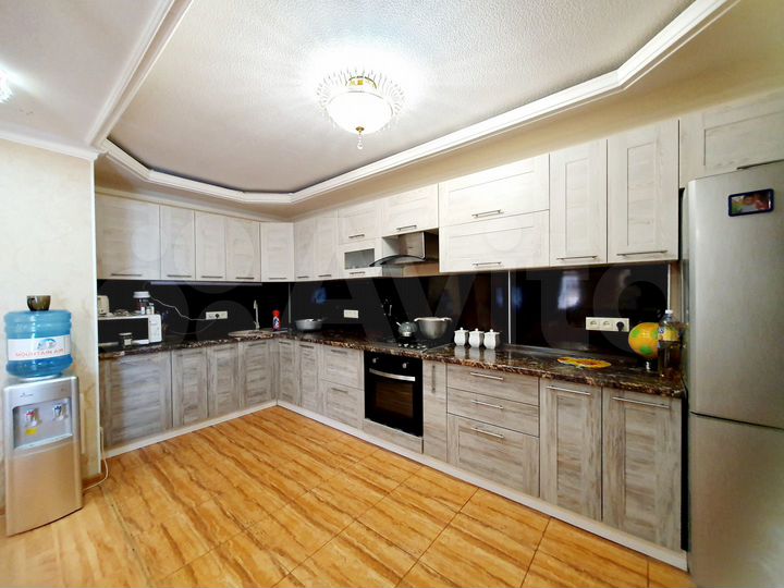 Дом 166 м² на участке 6 сот.