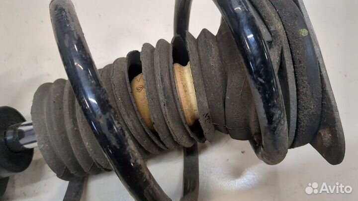 Амортизатор подвески Renault Captur, 2014